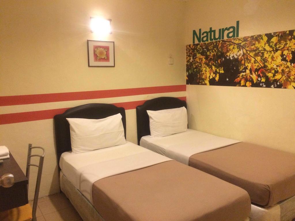 City Star Hotel Кулаи Номер фото