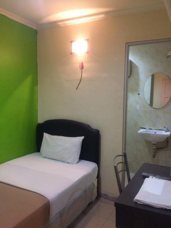 City Star Hotel Кулаи Номер фото