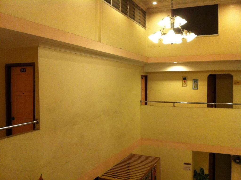 City Star Hotel Кулаи Экстерьер фото